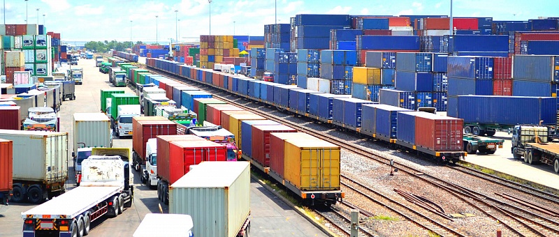 Container train used for rail freight transportation